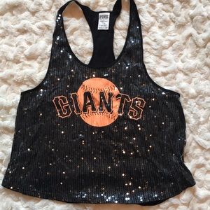 Sparkling Giants Tank